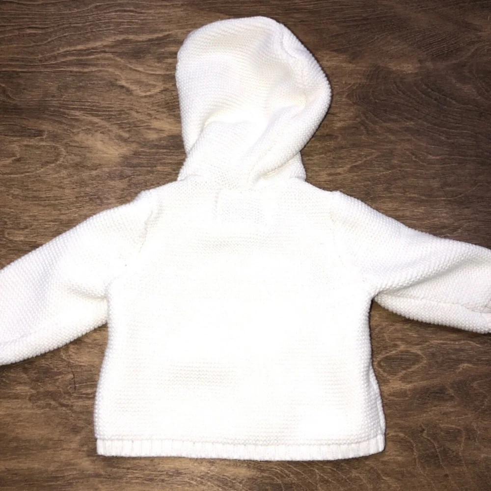 Old Navy 3-6 Months Unisex Cream Knit Cardigan Button Up Hooded Sweater